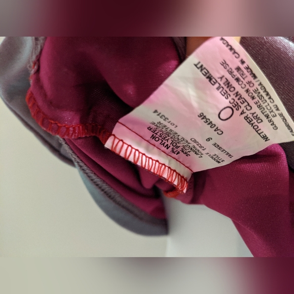 3/$25 Suzy Shier Iridescent Sparkly Purple Pink V Neck Tank Vintage - Picture 6 of 8